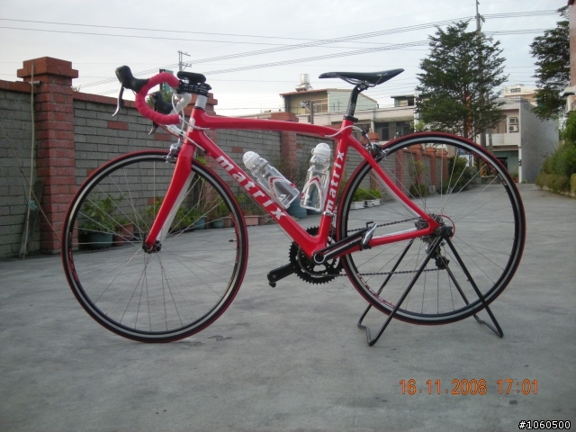 全台灣獨一無二公路車 <車也搞分裂>