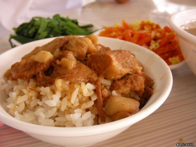 錦田路郭家肉燥飯-巧遇浩角翔起(TVBS食尚玩家~浩子與阿翔)