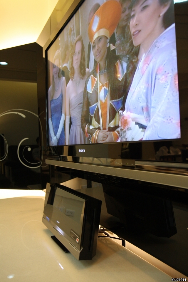 家中剛敗入的的 Sony LCD TV