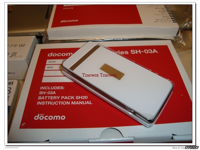 《Docomo PRIME series》SH-03A 800CCD相機 觸控螢幕 開箱囉~