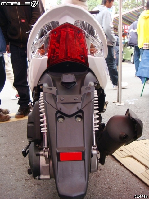 南台車展~ KYMCO VJR 現身(附上規格&油耗)