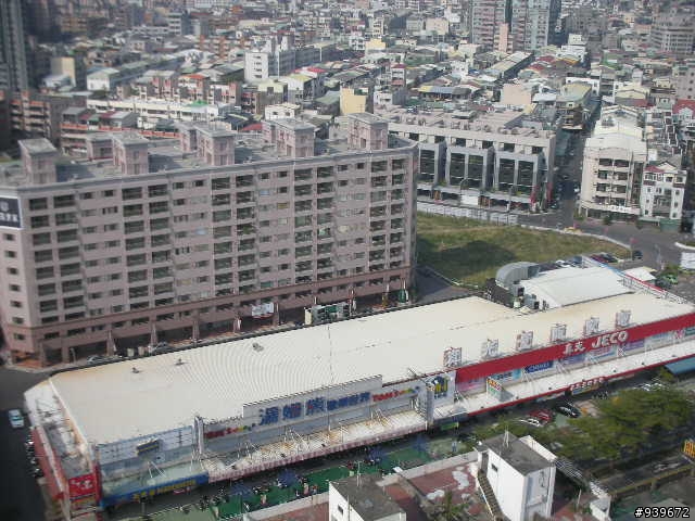 有人也是買台南市東區東門路三段的"喜閱東門"嗎? 12/15補圖