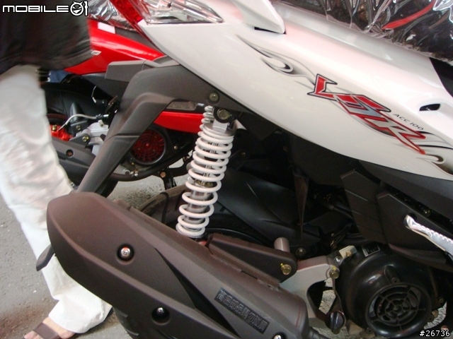 南台車展~ KYMCO VJR 現身(附上規格&油耗)