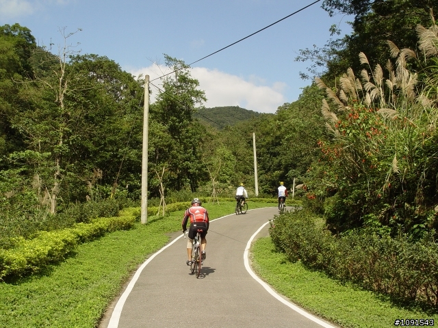 笑談4大門派進攻光明頂-汐平-菁桐-光明路初冬輕鬆吃喝行..