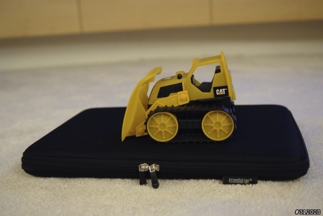 新 macbook pro 的包包分享(圖多)