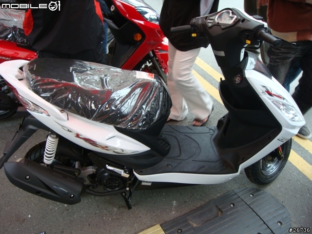 南台車展~ KYMCO VJR 現身(附上規格&油耗)