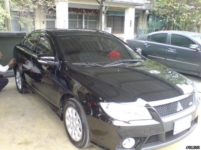 我的黑FORTIS開箱囉!!!第一天就撞車...問題又一堆