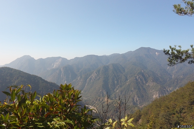 和平:谷關七雄~馬崙山