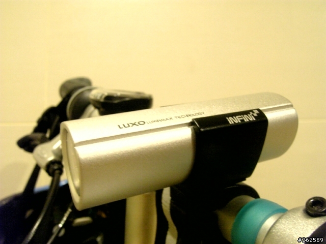 車燈的逸品 Infini LUXO 與mu P24入鏡