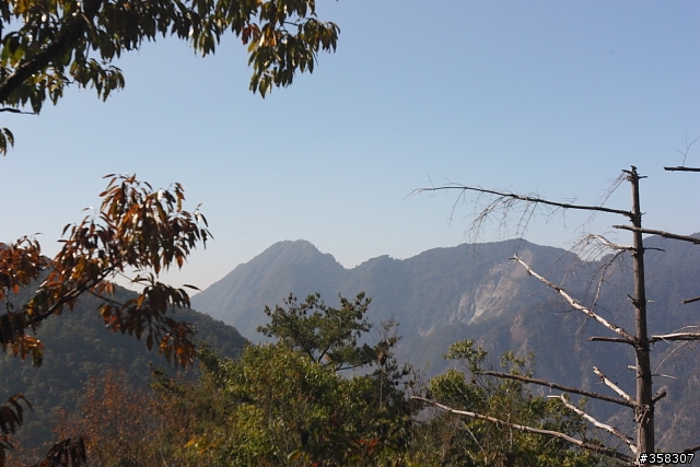 和平:谷關七雄~馬崙山