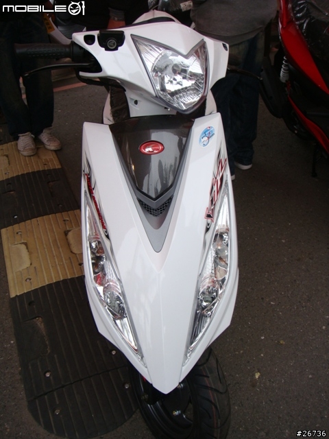 南台車展~ KYMCO VJR 現身(附上規格&油耗)