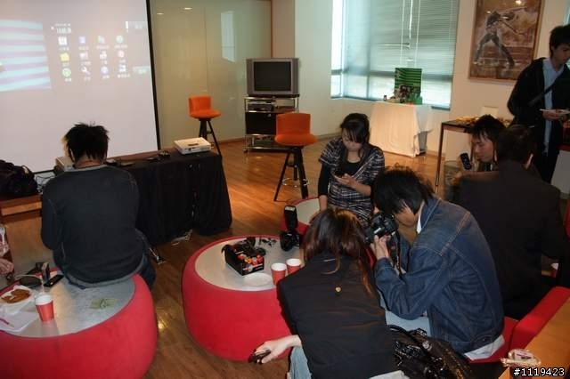 我也拿到了5800XM上市版手機~感謝01~(12/4更新)