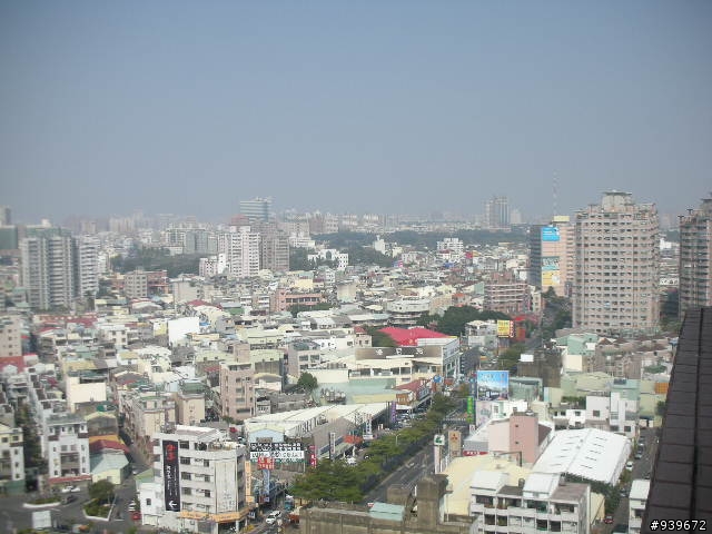 有人也是買台南市東區東門路三段的"喜閱東門"嗎? 12/15補圖