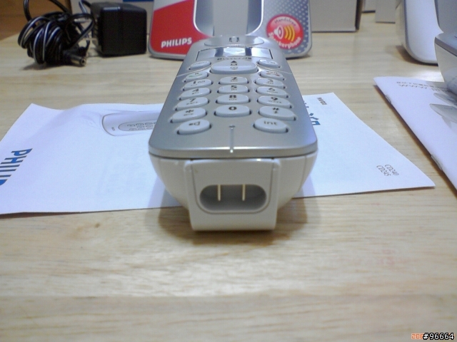 【開箱文】Philips DECT數位電話!!(CD2402S/96)