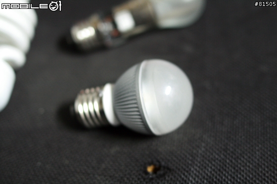 螺旋省電燈泡與LED燈泡簡單小測-E27頭