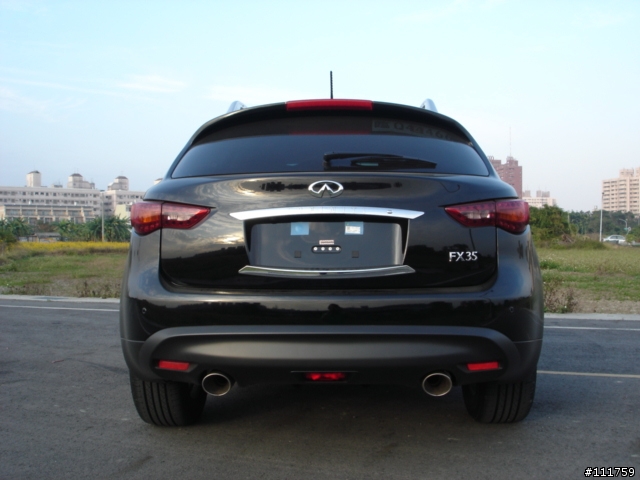 剛入手還沒掛牌的NEW FX35