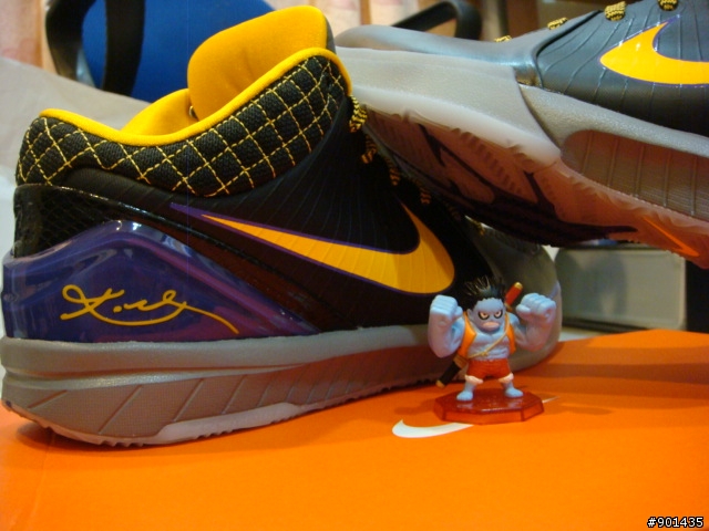 【開箱文】史上最輕低統籃球鞋 Kobe IV 首波湖人配色版 全台限量500雙
