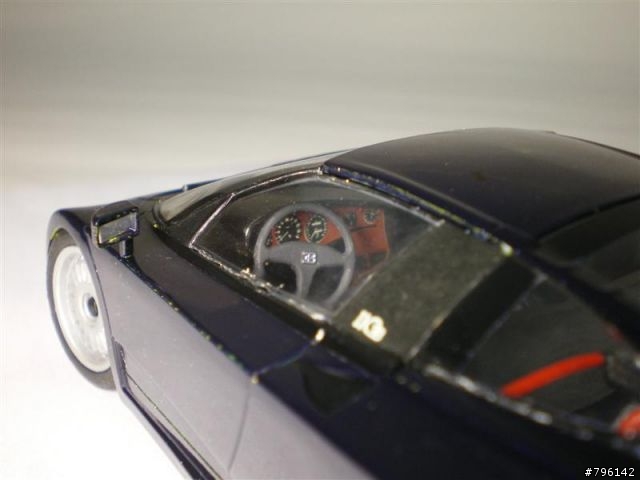 1/24 Bugatti EB110