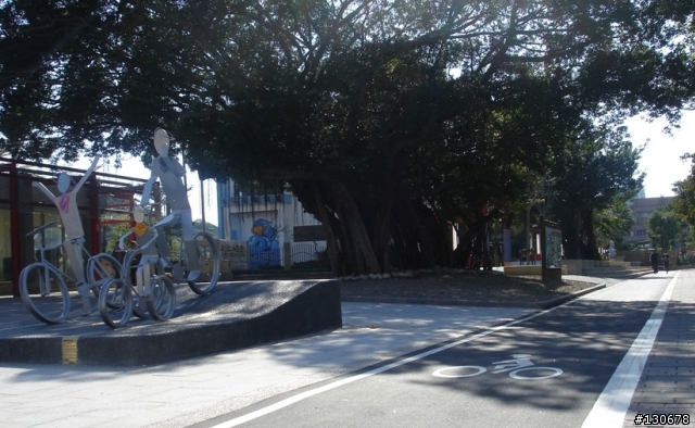 【分享】公館水岸世界->大稻埕 自行車道(圖多)