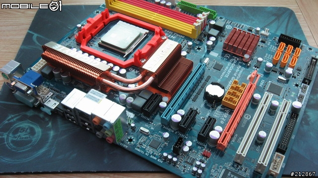 內顯不再軟趴趴 II,790GX 晶片組 GA-MA790GP-DS4H