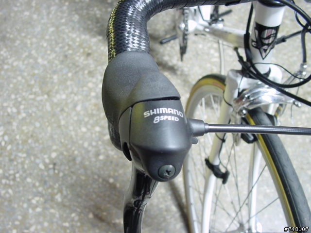 我的GIANT R800老鋼管 改SHIMANO ST-2200煞變把"PART3~!!