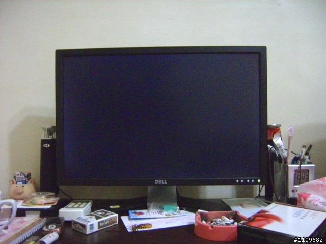 DELL 248WFP 新手第一次開箱獻給大家了