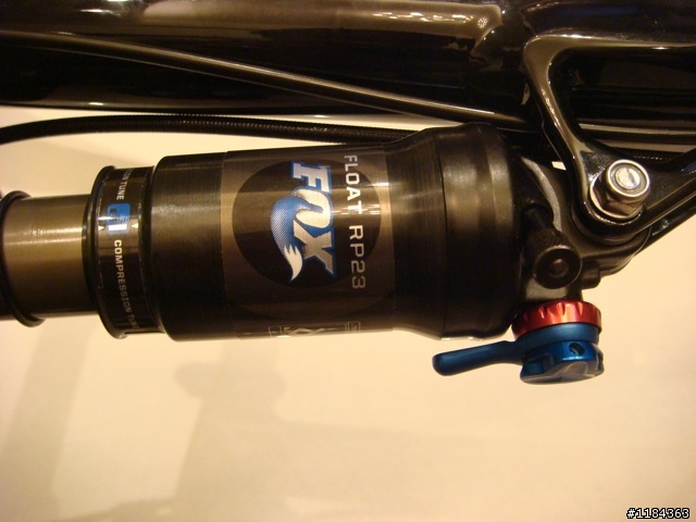 2009 Cannondale Scalpel 3 黑白配 ~新年新玩具