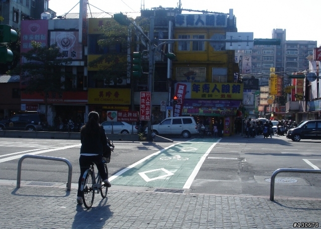 【分享】公館水岸世界->大稻埕 自行車道(圖多)