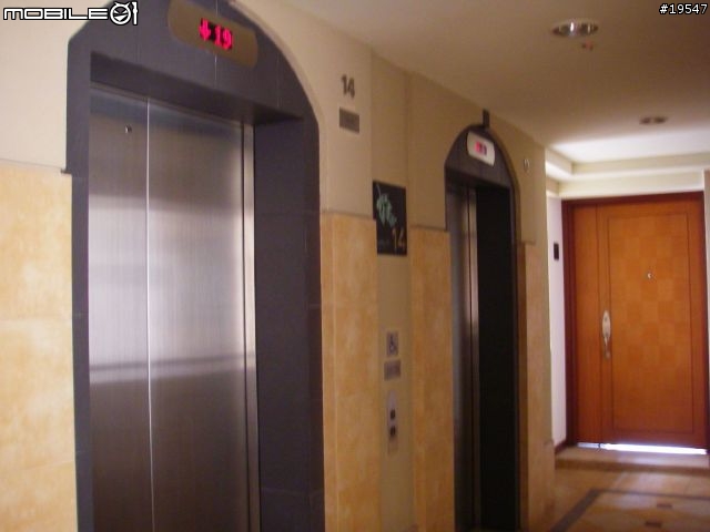 台北房價貴不貴?? 來看看新加坡的房子吧