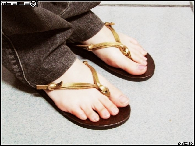 (分享)Abercrombie&Fitch 麋鹿夾腳拖鞋1/3附上實穿照