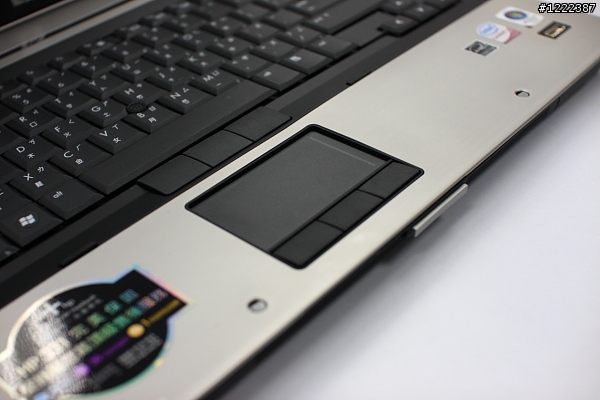 聖誕老人給我跨年任務 - 爆肝分享HP 8530p開箱!