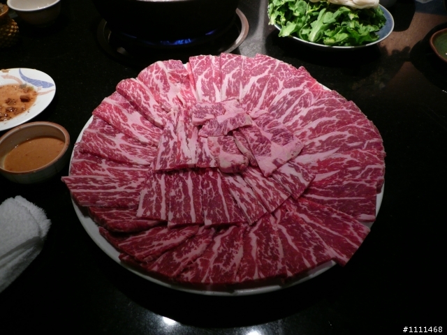 春日霜降牛肉火鍋