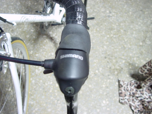 我的GIANT R800老鋼管 改SHIMANO ST-2200煞變把"PART3~!!