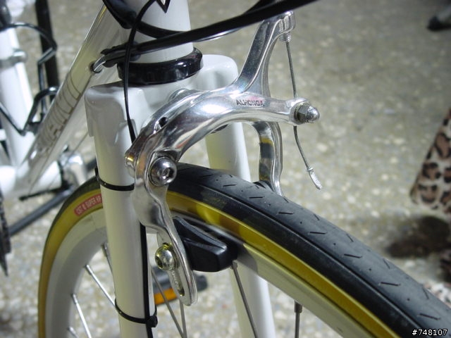 我的GIANT R800老鋼管 改SHIMANO ST-2200煞變把"PART3~!!