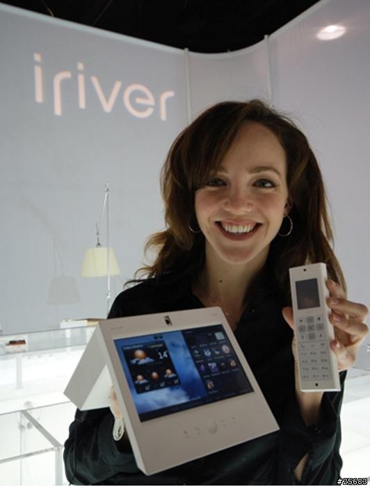 iriver 2009 CES 新產品火熱登場 (圖多)
