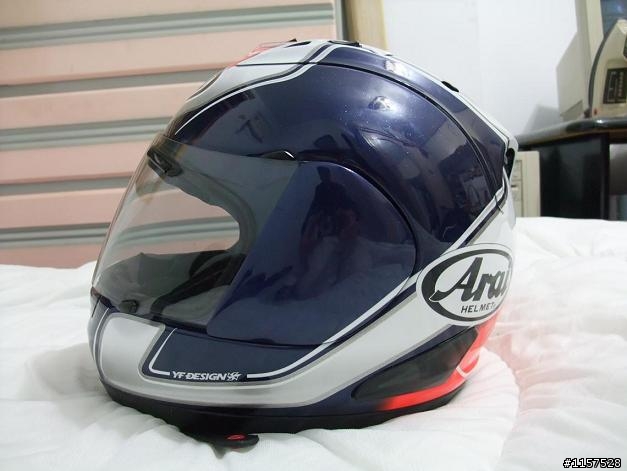 (分享)Dainese Zentex+Wave G2& Arai RR5 Pedrosa &老貓鈦手套開箱