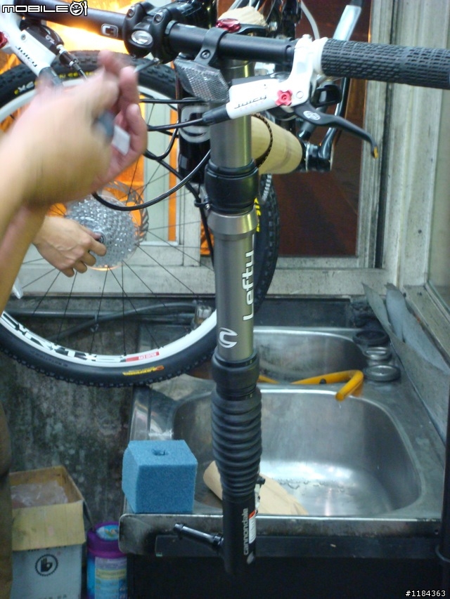 2009 Cannondale Scalpel 3 黑白配 ~新年新玩具