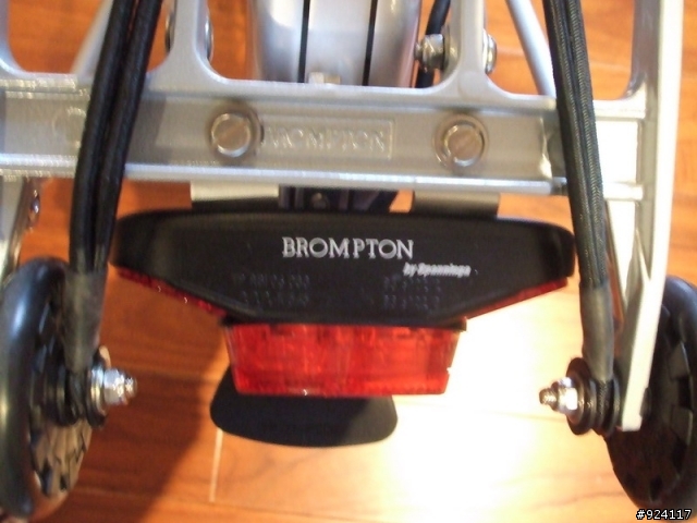 用態度堅持生活…帶著你的「BROMPTON」進來吧!!