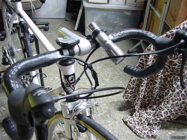 我的GIANT R800老鋼管 改SHIMANO ST-2200煞變把"PART3~!!