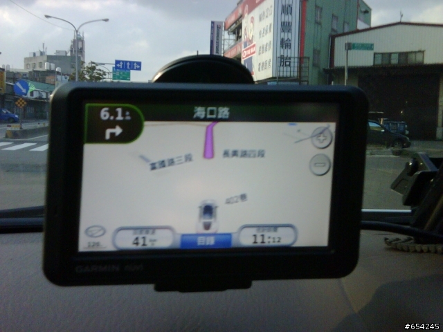 Garmin 765 帶我入五里霧中..