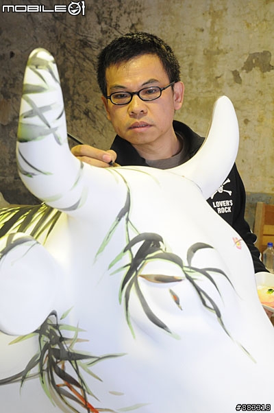 過年推薦瞎逛2009台北奔牛節 香港漫畫家李志清創作實況