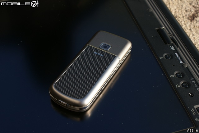 “強勢輕取驚嘆”的自慢 Nokia 8800 Carbon Arte