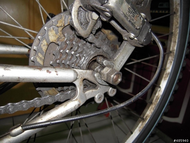 請救救它,陪伴了我8年的賣場車