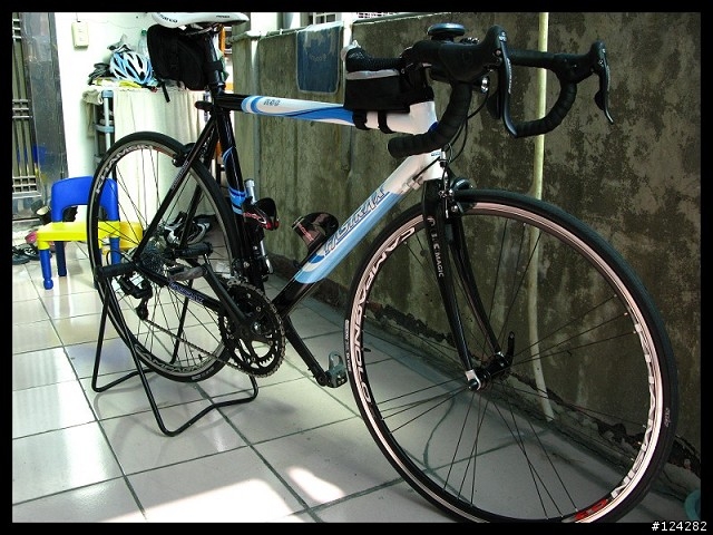 <分享>菲斯達鈧鋁合金公路車 初上路心得分享..