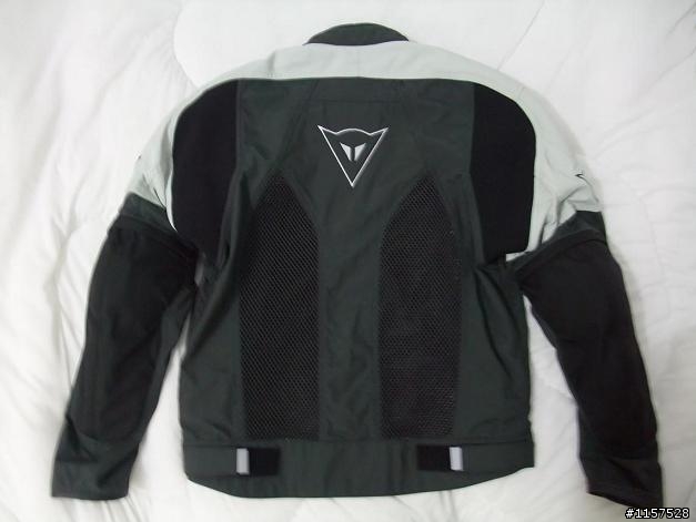 (分享)Dainese Zentex+Wave G2& Arai RR5 Pedrosa &老貓鈦手套開箱