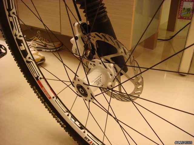 2009 Cannondale Scalpel 3 黑白配 ~新年新玩具