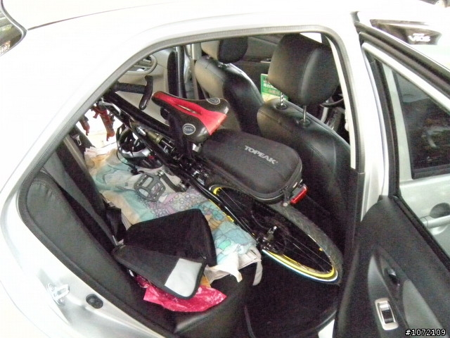 vios1.5小車塞自行車圖解