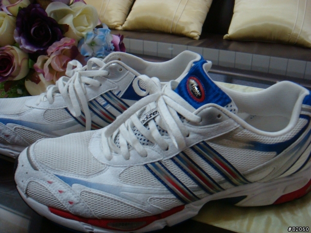 【分享】是完美跑鞋??adidas adizero Tempo 2E 開箱