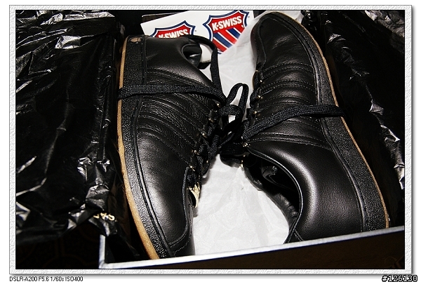 3600消費卷+800元現金換回二雙k.swiss+一雙timberland