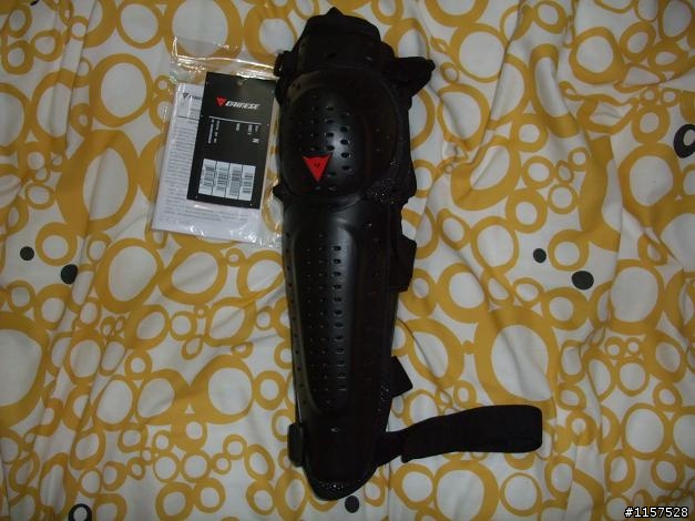 (開袋)2/24新增實著圖,惡魔頭DAINESE KNEE V 護膝